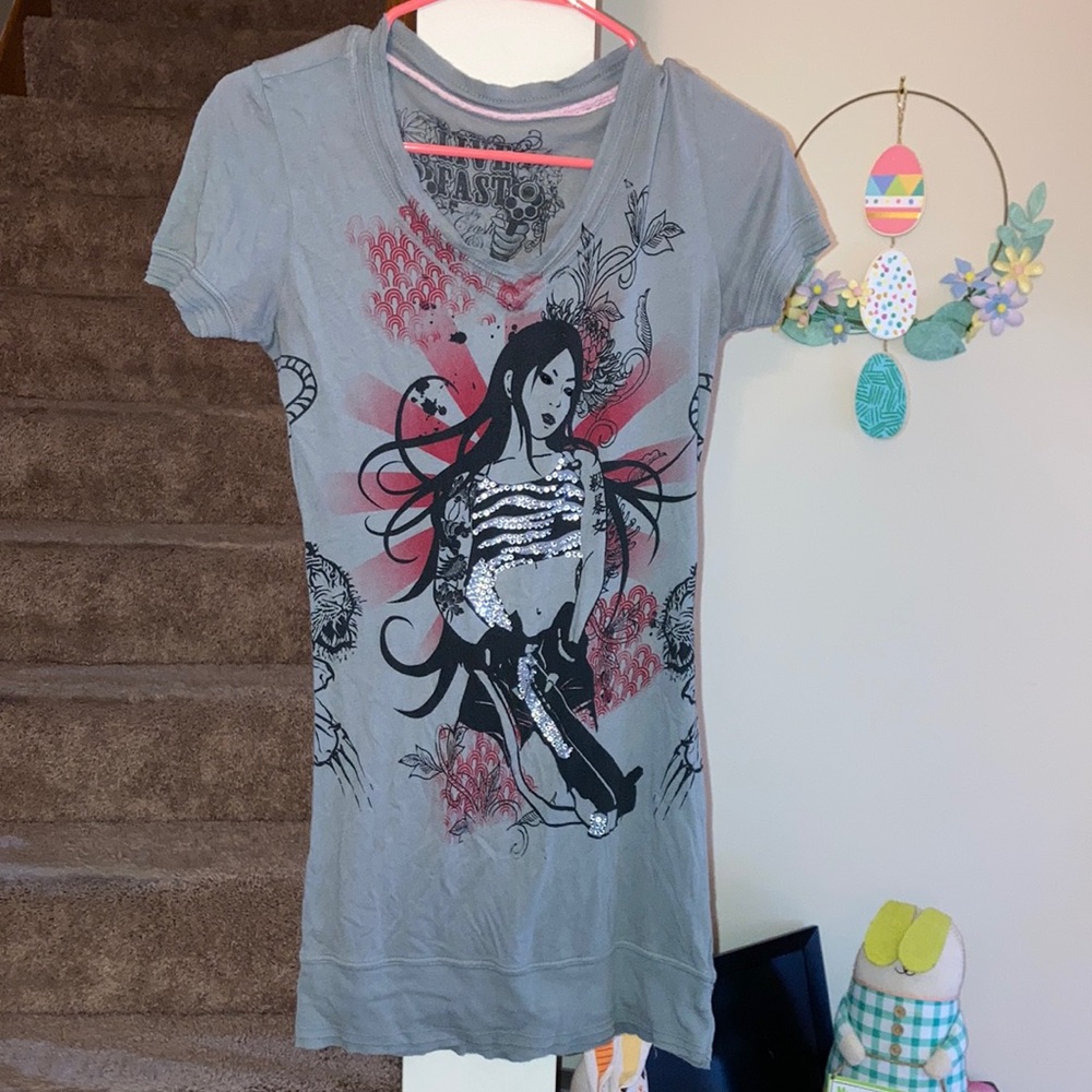 SOLD!! Crash and Burn gray tee shirt medium